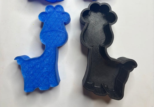 DESTASH Baby Giraffe 3-Piece Bath Bomb Mold