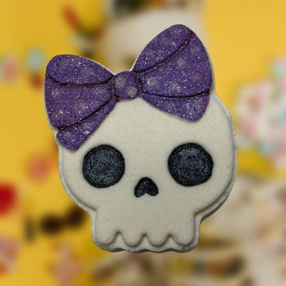 Midi Skull with Bow Bath Bomb Mold