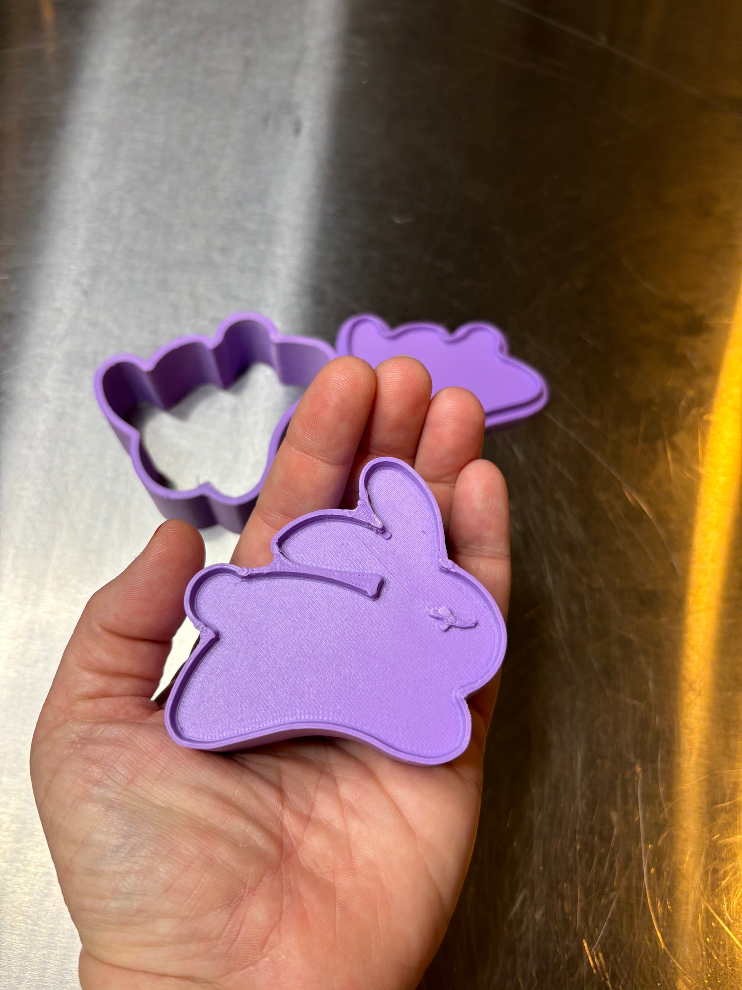 DESTASH Midi Leaping Bunny Bath Bomb Mold