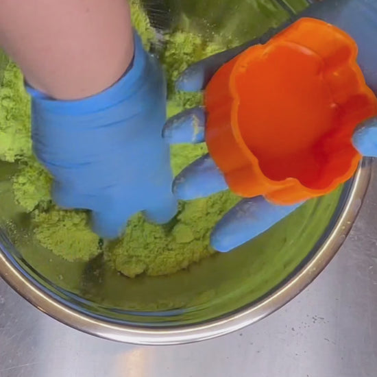 Making zombie bath bombs with a hybrid mold, then a 3-piece mold. Concludes with painting the bath bomb.