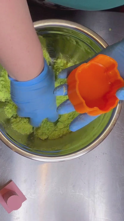 Making zombie bath bombs with a hybrid mold, then a 3-piece mold. Concludes with painting the bath bomb.